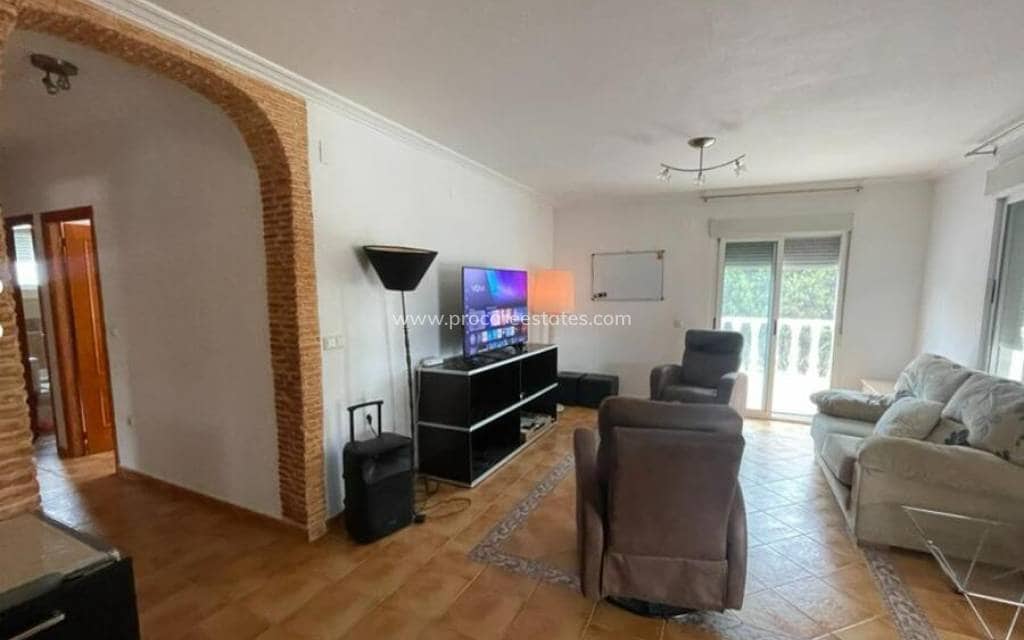 3 bedroom Villa for sale in Daya Vieja - € 284,000 (Ref: 9920917)