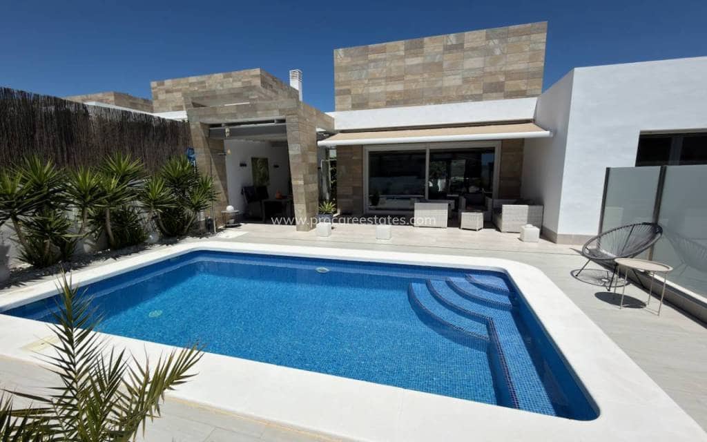 3 soverom Villa til salgs i Algorfa med svømmebasseng - € 585 000 (Ref: 9921078)