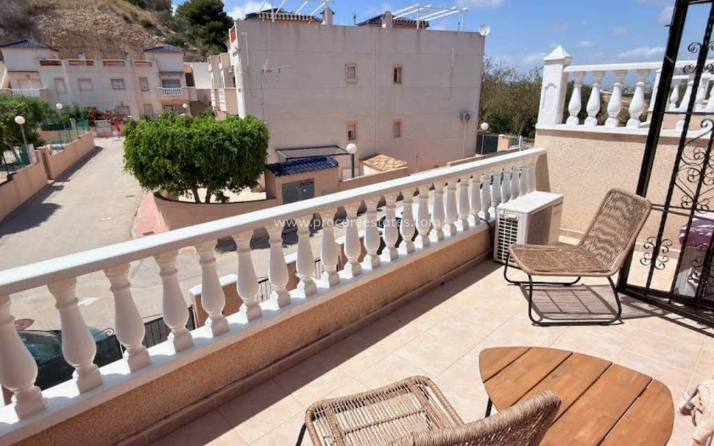 2 sypialnia Willa na sprzedaż w Ciudad Quesada z basenem - 169 995 € (Ref: 9921080)