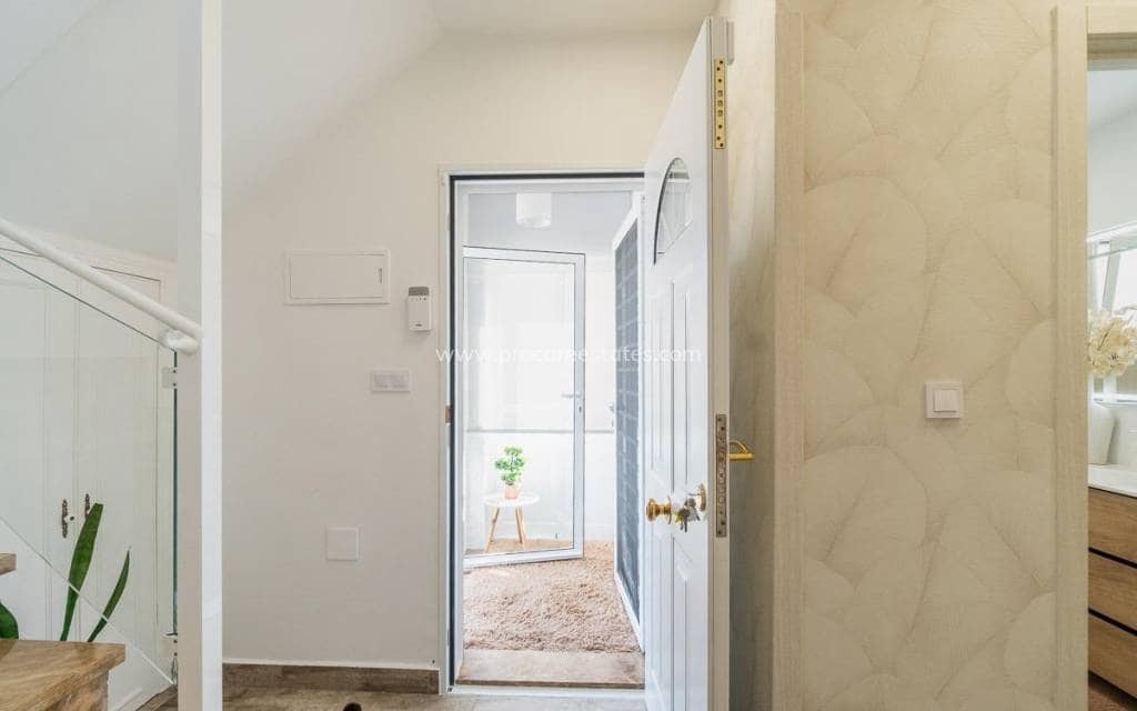 4 chambre Maison de Ville à vendre à Filipinas avec piscine - 399 000 € (Ref: 9921081)