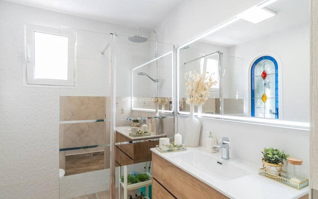 4 chambre Maison de Ville à vendre à Filipinas avec piscine - 399 000 € (Ref: 9921081)