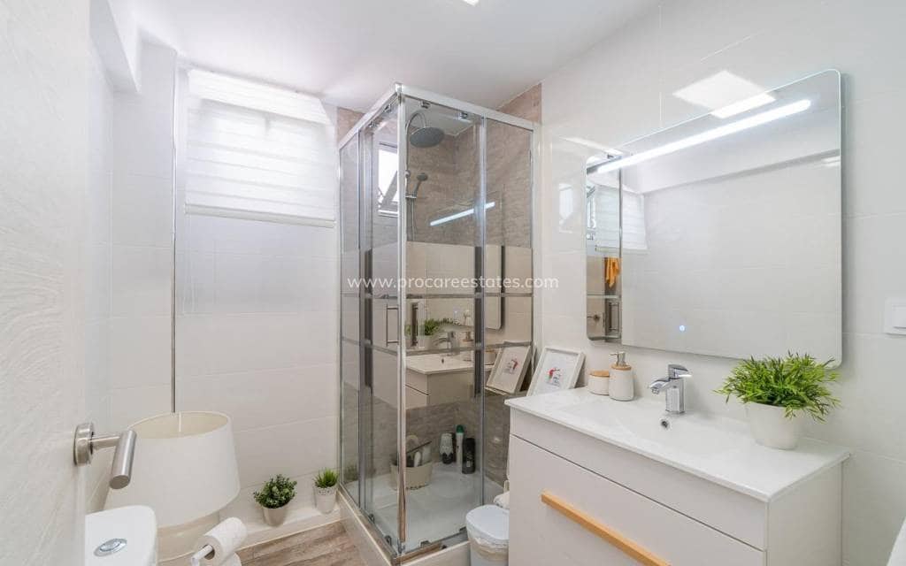 4 chambre Maison de Ville à vendre à Filipinas avec piscine - 399 000 € (Ref: 9921081)