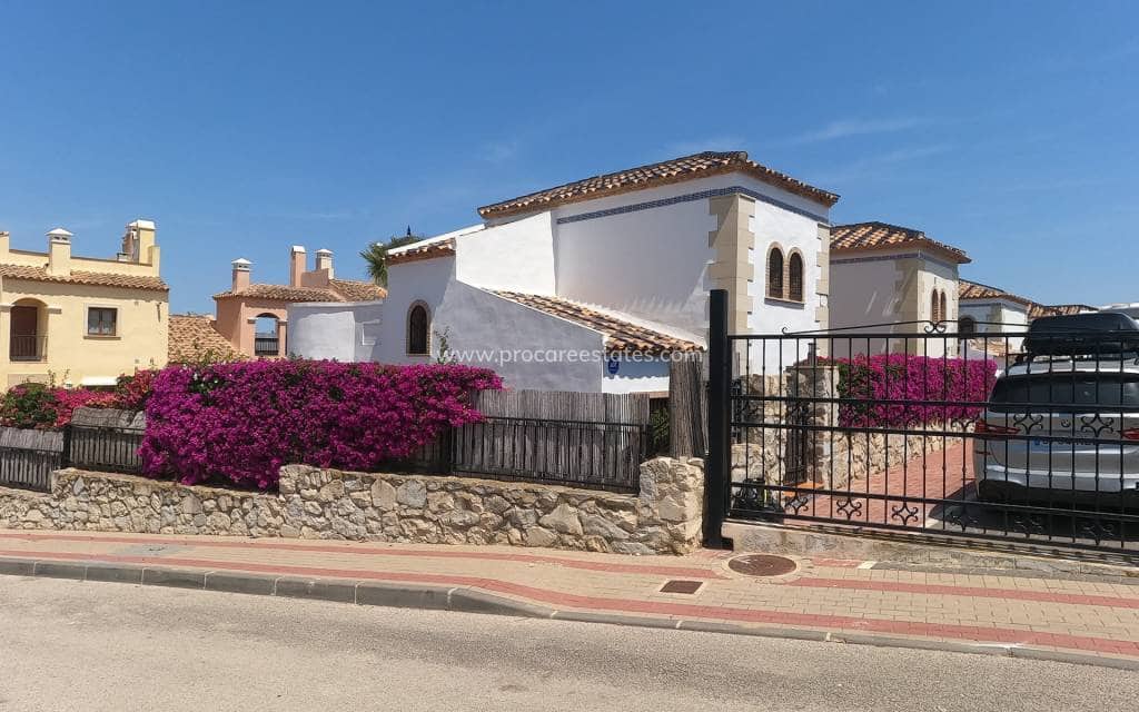 3 soverom Villa til salgs i Algorfa med svømmebasseng - € 449 995 (Ref: 9921083)