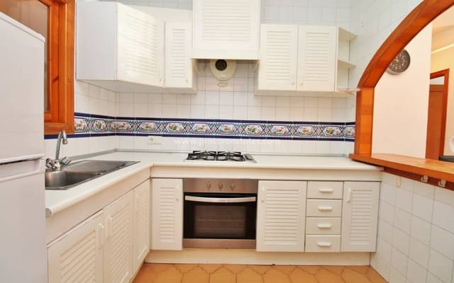 2 Zimmer Apartment zu verkaufen in Villamartin, Orihuela mit Pool - 164.900 € (Ref: 9921085)