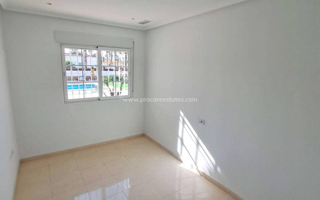 3 Zimmer Finca/Landgut zu verkaufen in Catral mit Pool Garage - 440.000 € (Ref: 9921392)
