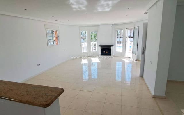 3 Zimmer Finca/Landgut zu verkaufen in Catral mit Pool Garage - 440.000 € (Ref: 9921392)
