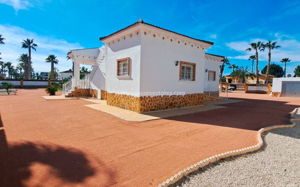 3 Zimmer Finca/Landgut zu verkaufen in Catral mit Pool Garage - 440.000 € (Ref: 9921392)