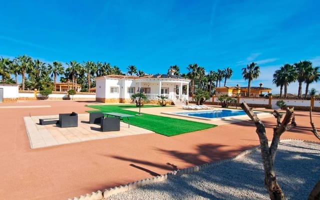 3 Zimmer Finca/Landgut zu verkaufen in Catral mit Pool Garage - 440.000 € (Ref: 9921392)