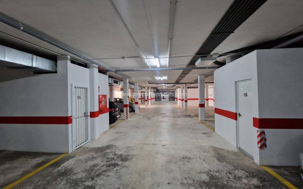 3 chambre Penthouse à vendre à El Raso avec piscine garage - 299 995 € (Ref: 9921476)