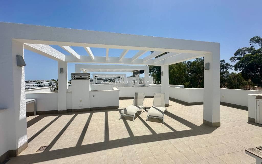 3 chambre Penthouse à vendre à El Raso avec piscine garage - 299 995 € (Ref: 9921476)