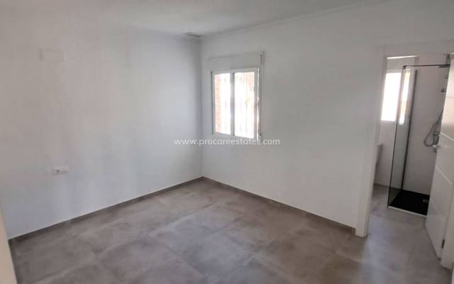 3 soveværelse Finca/Landehus til salg i Catral med garage - € 410.000 (Ref: 9925236)