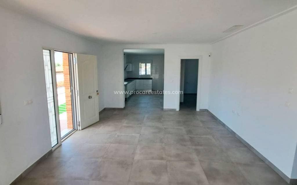 3 sovrum Finca/Hus på landet till salu i Catral med garage - 410 000 € (Ref: 9925236)