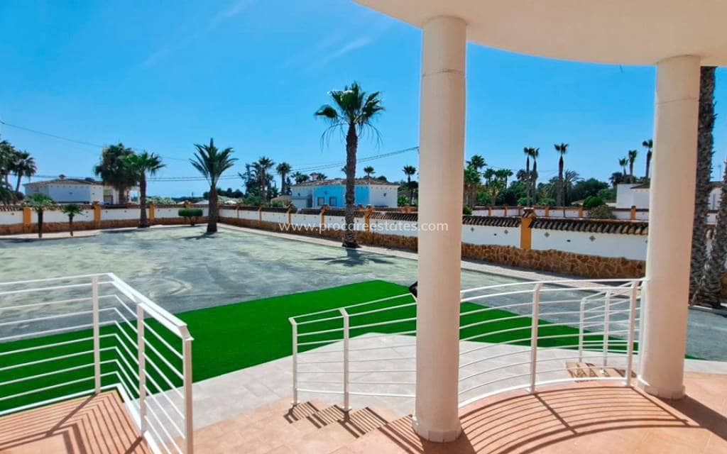 3 sovrum Finca/Hus på landet till salu i Catral med garage - 410 000 € (Ref: 9925236)