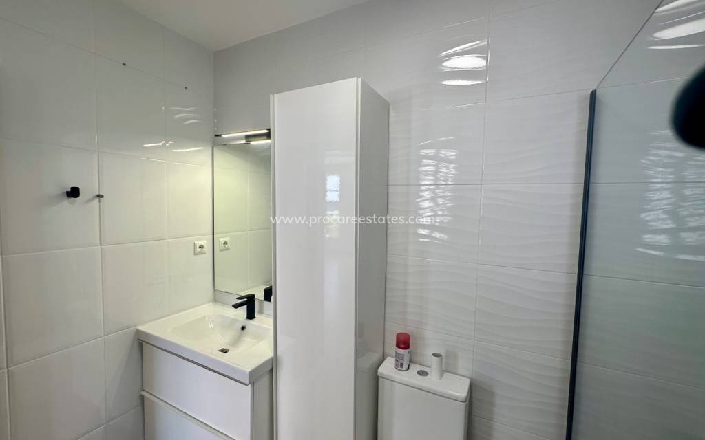 3 Zimmer Apartment zu verkaufen in Ciudad Quesada mit Pool - 205.000 € (Ref: 9937122)