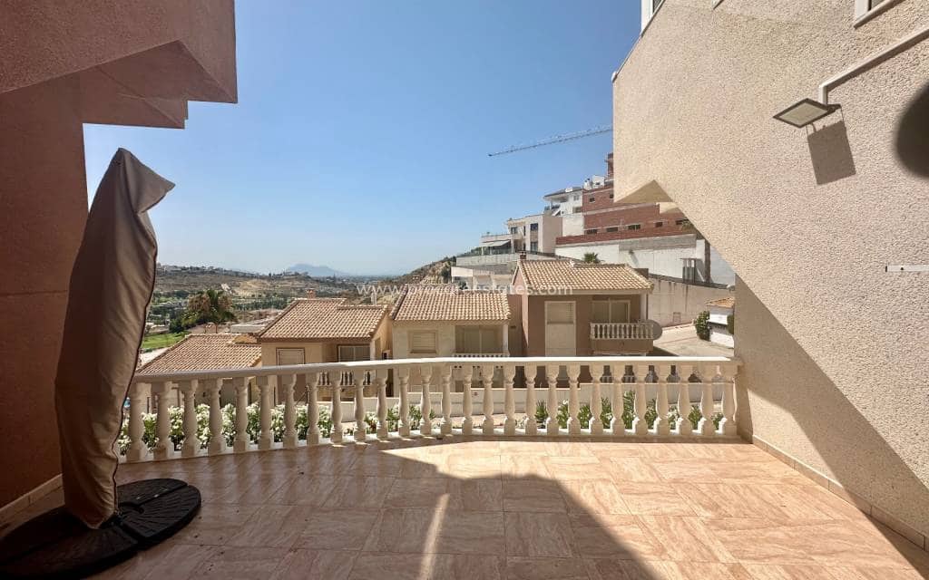 3 Zimmer Apartment zu verkaufen in Ciudad Quesada mit Pool - 205.000 € (Ref: 9937122)