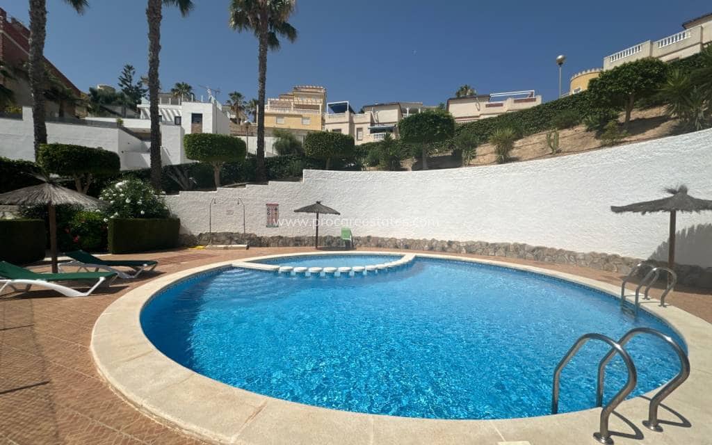 3 Zimmer Apartment zu verkaufen in Ciudad Quesada mit Pool - 205.000 € (Ref: 9937122)