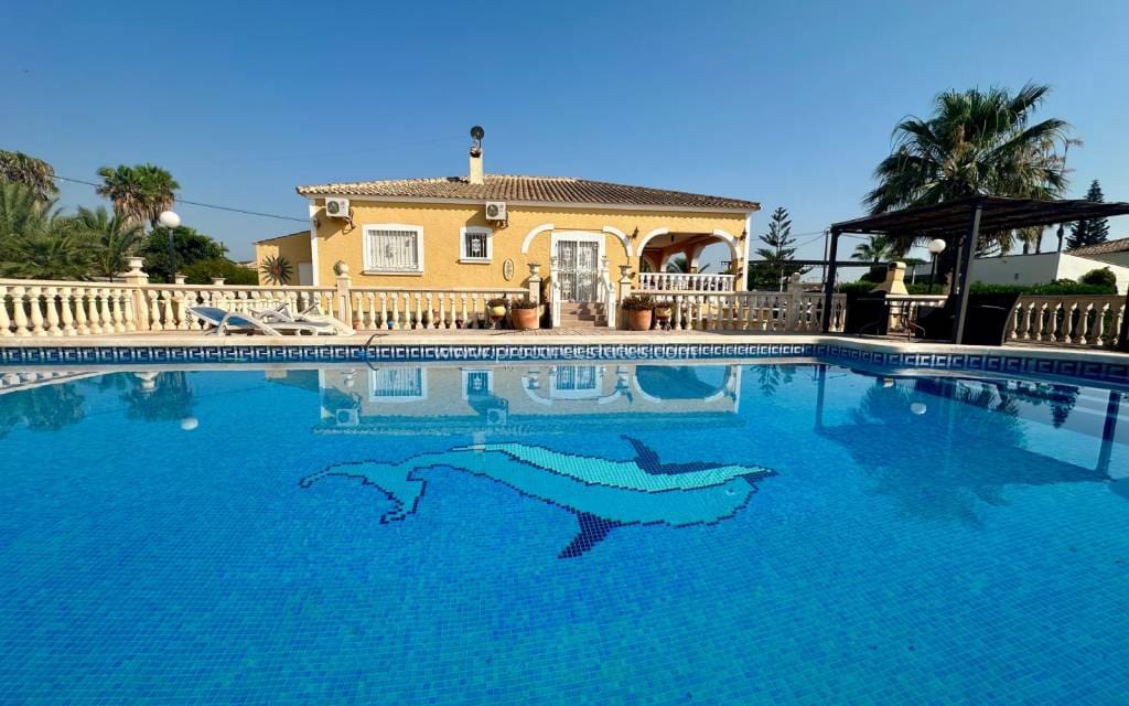 4 sypialnia Finka/Dom wiejski na sprzedaż w Catral z basenem garażem - 375 000 € (Ref: 9983907)