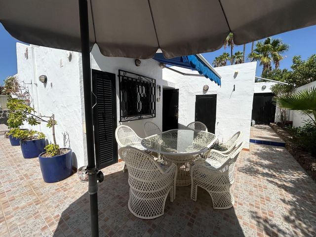 3 camera da letto Villa in vendita in Playa del Inglés, San Bartolomé de Tirajana con piscina garage - 710.000 € (Rif: 10008289)