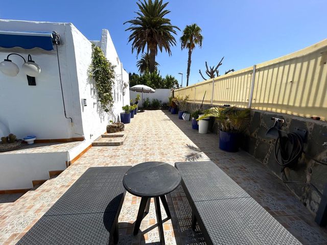 3 camera da letto Villa in vendita in Playa del Inglés, San Bartolomé de Tirajana con piscina garage - 710.000 € (Rif: 10008289)