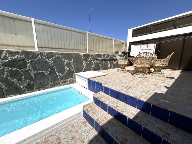 3 camera da letto Villa in vendita in Playa del Inglés, San Bartolomé de Tirajana con piscina garage - 710.000 € (Rif: 10008289)