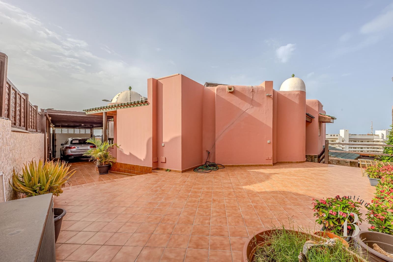 5 bedroom Villa for rent in San Agustin with pool garage - € 4,000 (Ref: 10008290)