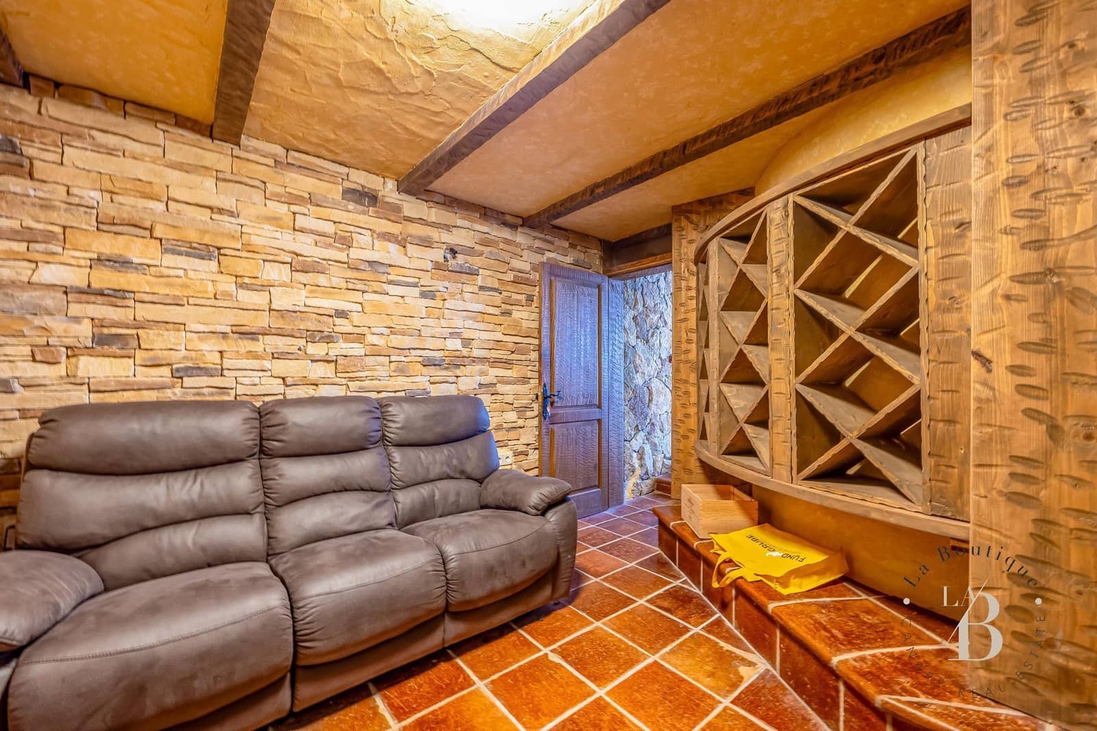 5 bedroom Villa for rent in San Agustin with pool garage - € 4,000 (Ref: 10008290)