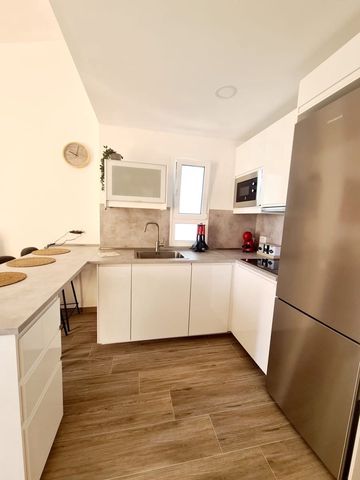 1 sovrum Lägenhet att hyra i Campo Internacional, San Bartolomé de Tirajana med pool - 1 100 € (Ref: 10026703)