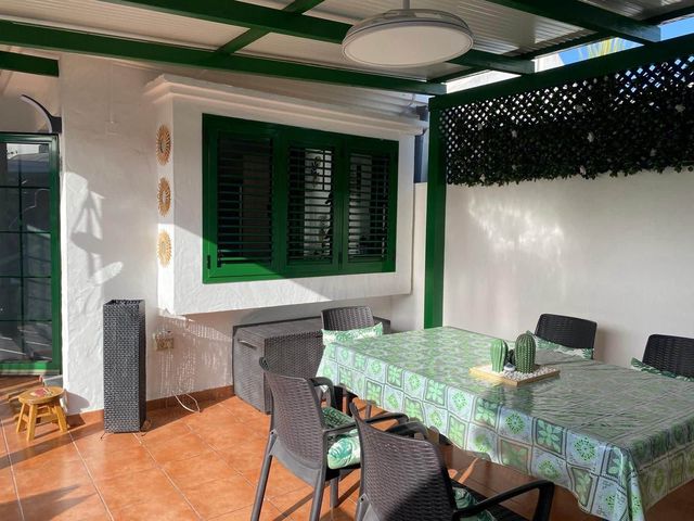 2 slaapkamer Bungalow te huur in Campo Internacional, San Bartolomé de Tirajana met zwembad - € 1.400 (Ref: 10026704)