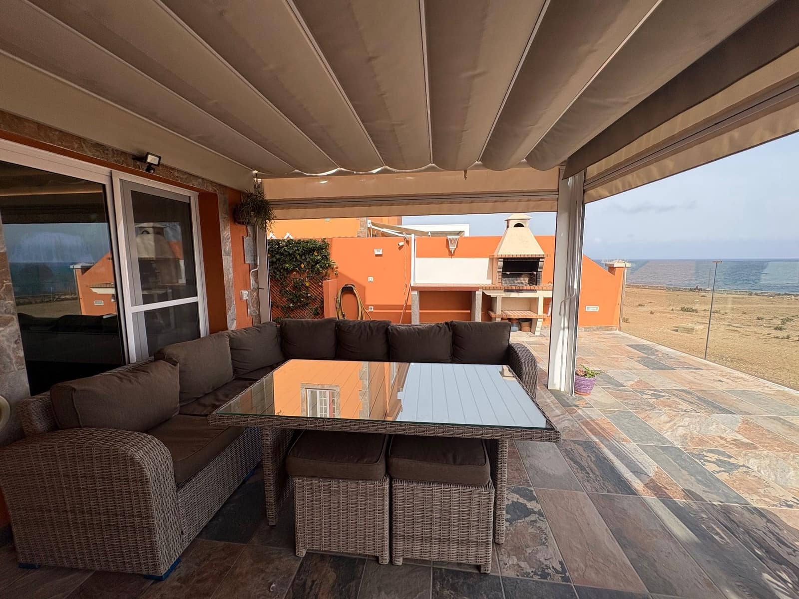 3 bedroom Villa for rent in Playa del Hombre with garage - € 2,200 (Ref: 10063752)