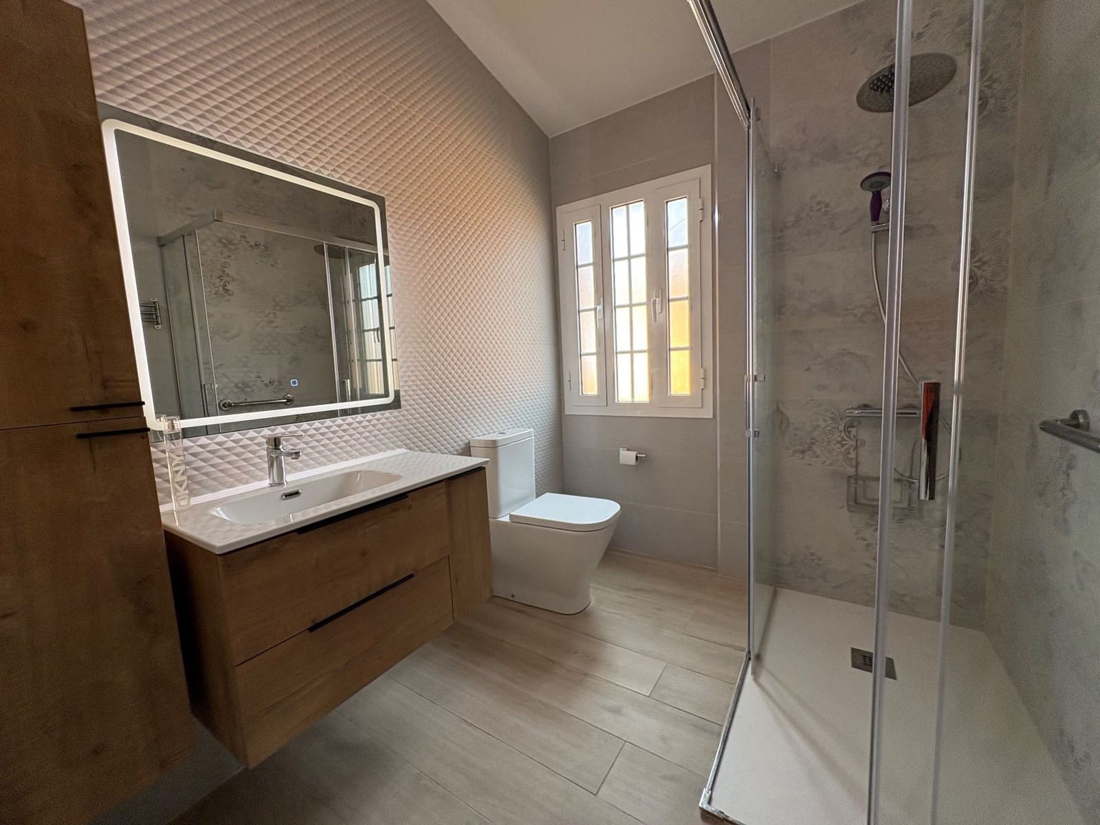3 bedroom Villa for rent in Playa del Hombre with garage - € 2,200 (Ref: 10063752)