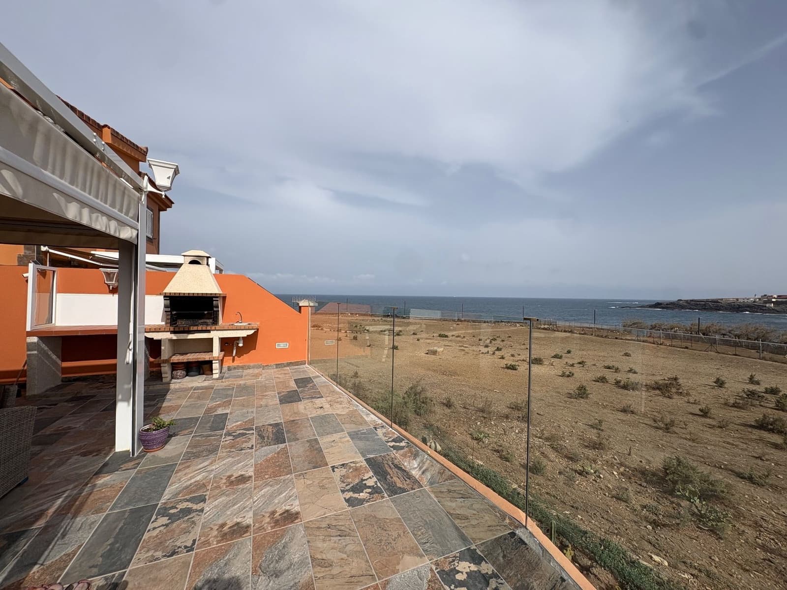 3 bedroom Villa for rent in Playa del Hombre with garage - € 2,200 (Ref: 10063752)