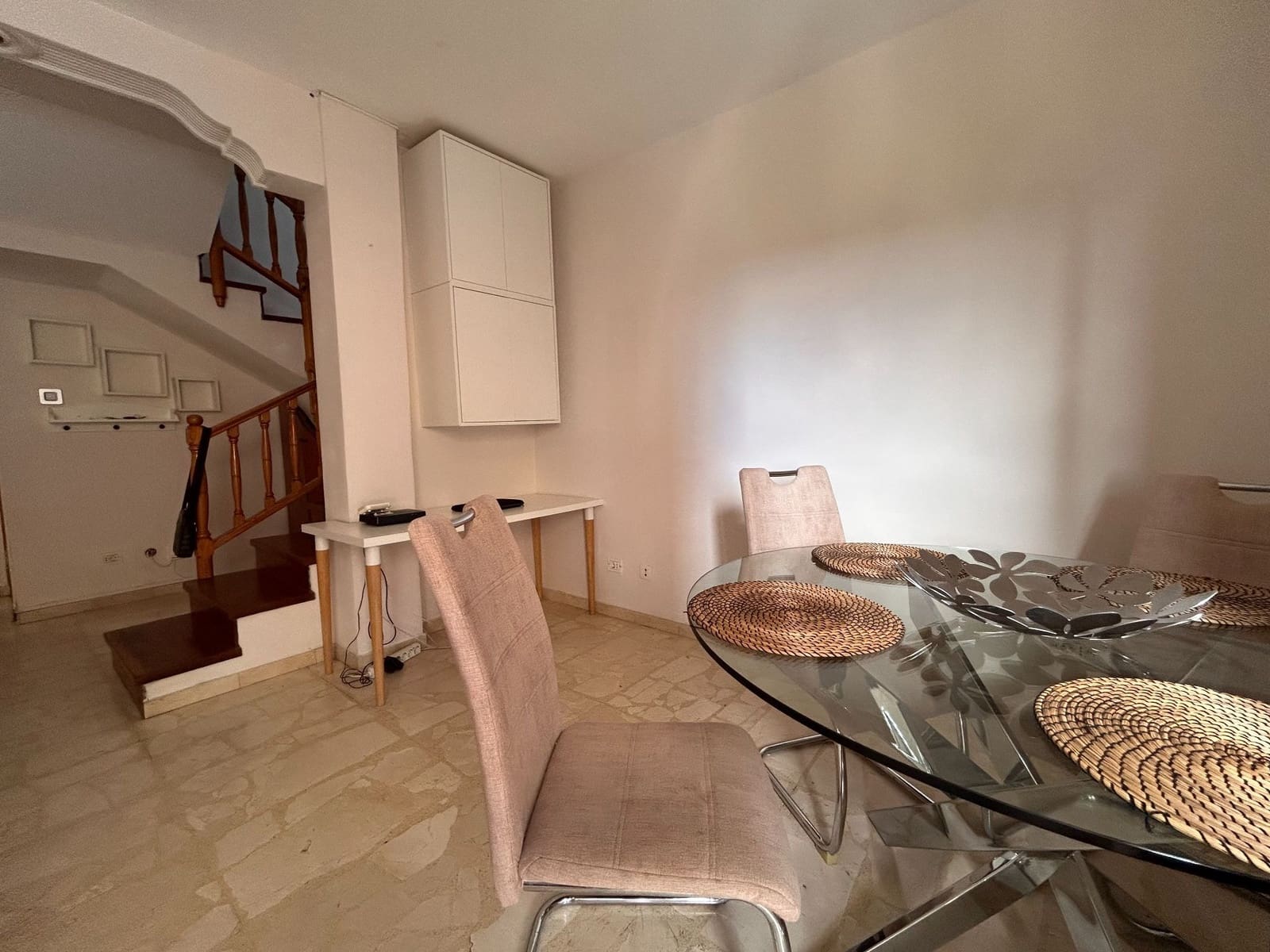 3 soverom Hus til leie i San Bartolome de Tirajana med svømmebasseng - € 1 700 (Ref: 10182451)