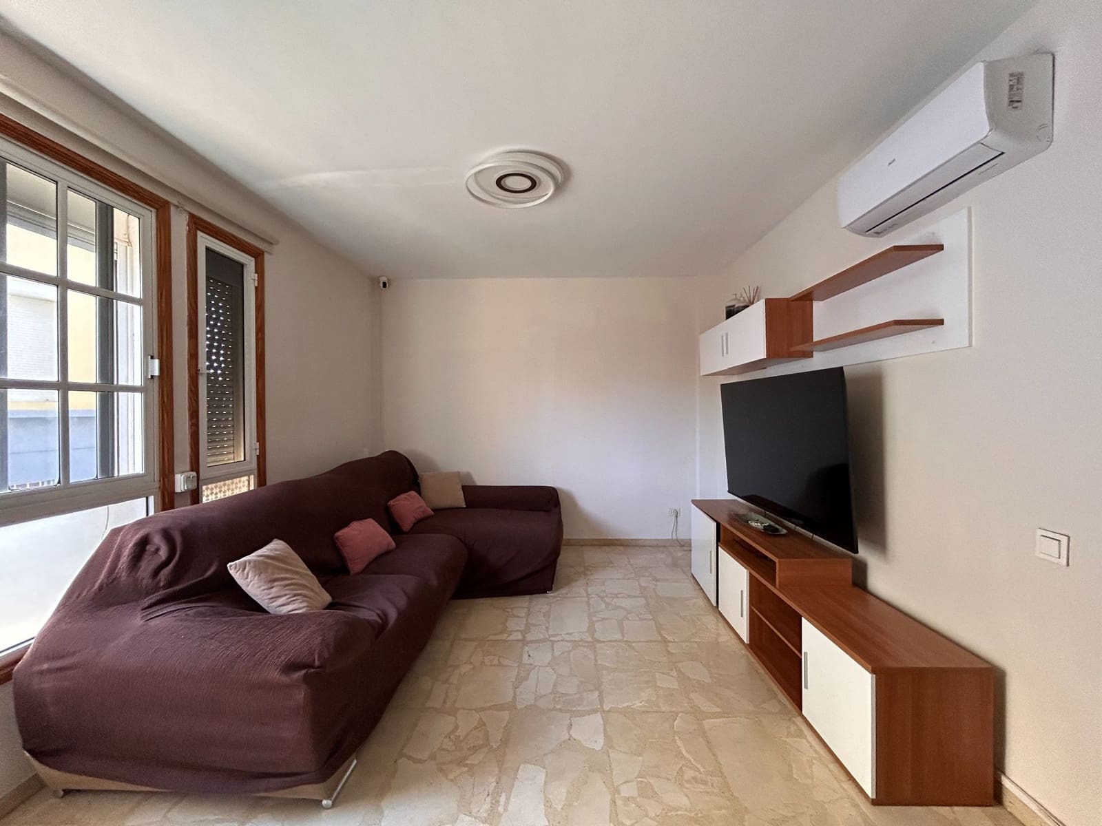 3 soverom Hus til leie i San Bartolome de Tirajana med svømmebasseng - € 1 700 (Ref: 10182451)