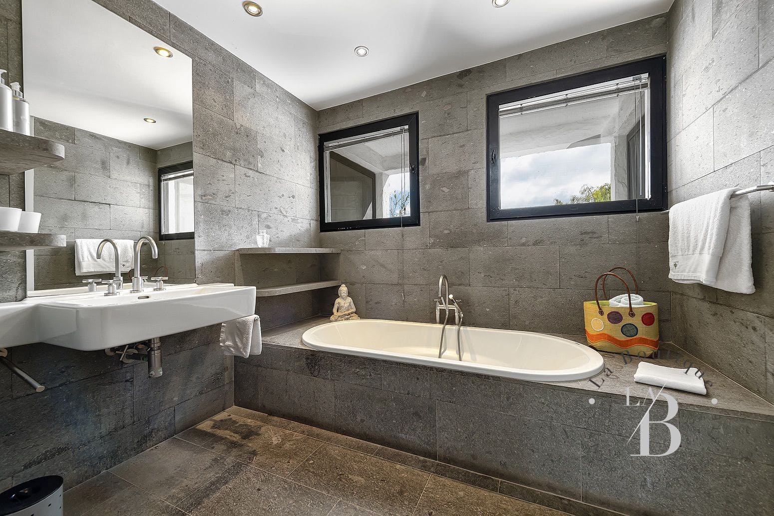 10 soveværelse Villa til salg i Monte Leon med swimmingpool garage - € 6.900.000 (Ref: 4836284)