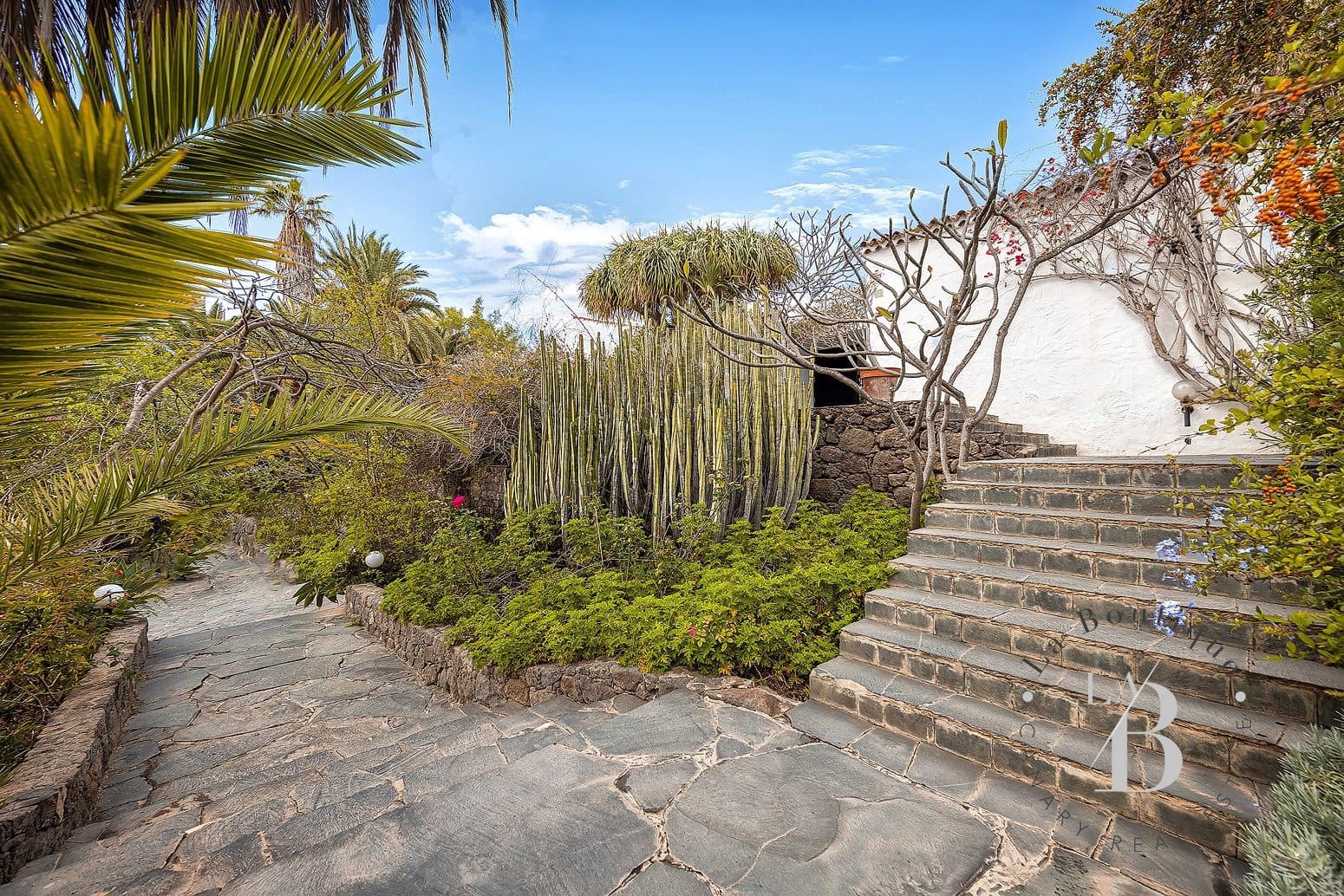 10 soveværelse Villa til salg i Monte Leon med swimmingpool garage - € 6.900.000 (Ref: 4836284)