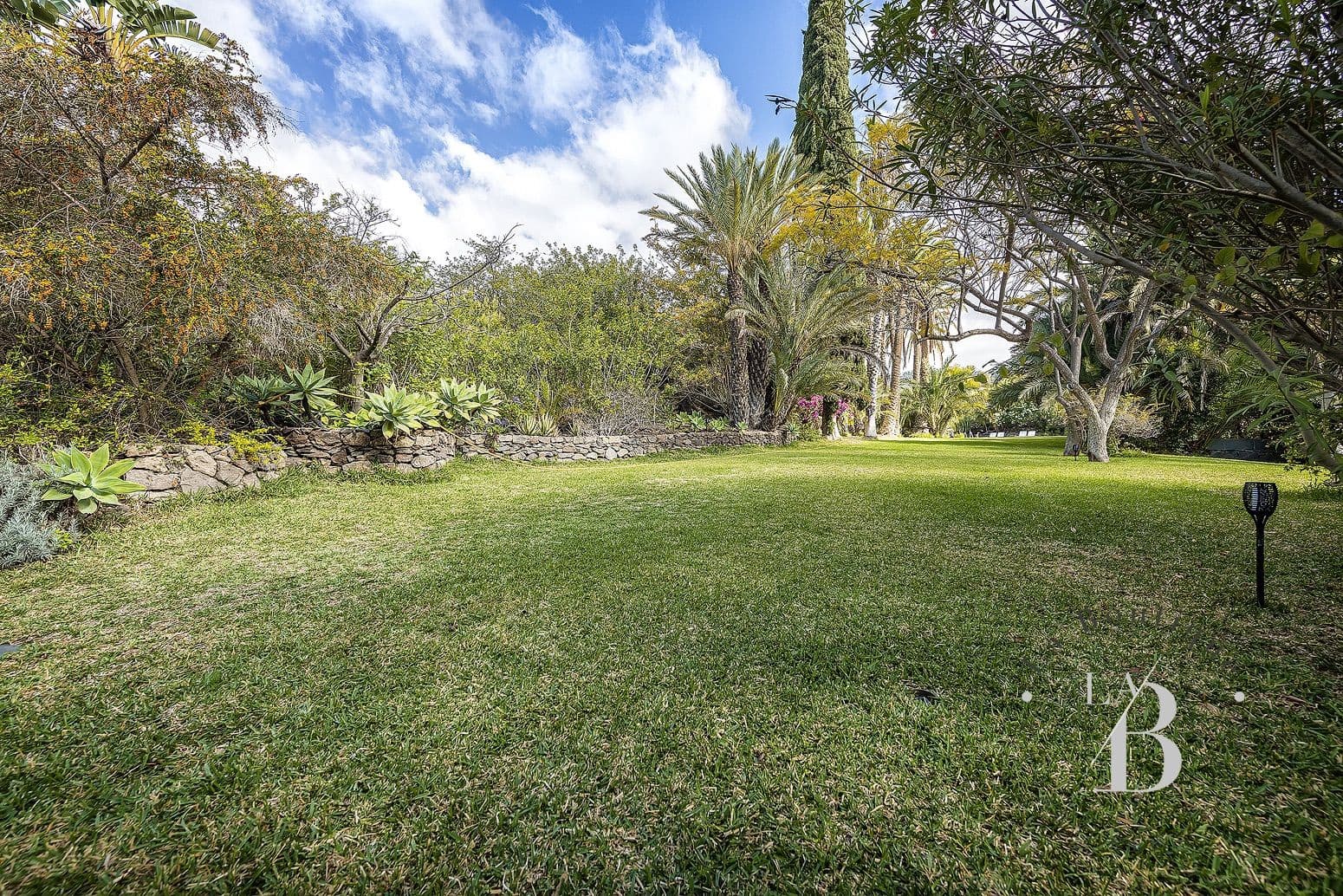 10 soveværelse Villa til salg i Monte Leon med swimmingpool garage - € 6.900.000 (Ref: 4836284)