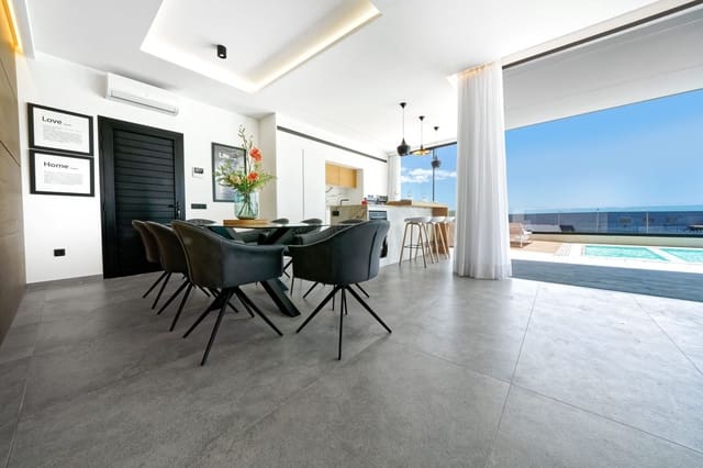 4 bedroom Villa for holiday rental in Meloneras, San Bartolomé de Tirajana with pool garage - € 4,500 (Ref: 7208171)