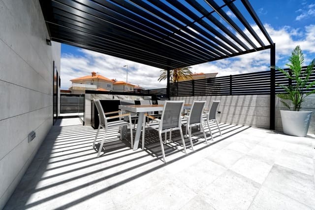 4 bedroom Villa for holiday rental in Meloneras, San Bartolomé de Tirajana with pool garage - € 4,500 (Ref: 7208171)