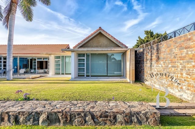 4 soveværelse Villa til salg i Campo Internacional, San Bartolomé de Tirajana med swimmingpool garage - € 4.500.000 (Ref: 7426919)