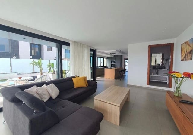 5 bedroom Villa for holiday rental in Meloneras, San Bartolomé de Tirajana with pool garage - € 1,750 (Ref: 7707602)