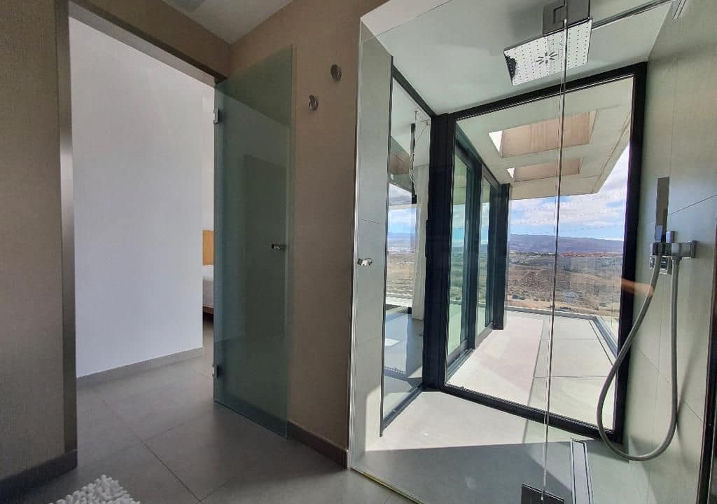 5 soverom Villa til salgs i Meloneras med svømmebasseng garasje - € 1 750 (Ref: 7707602)