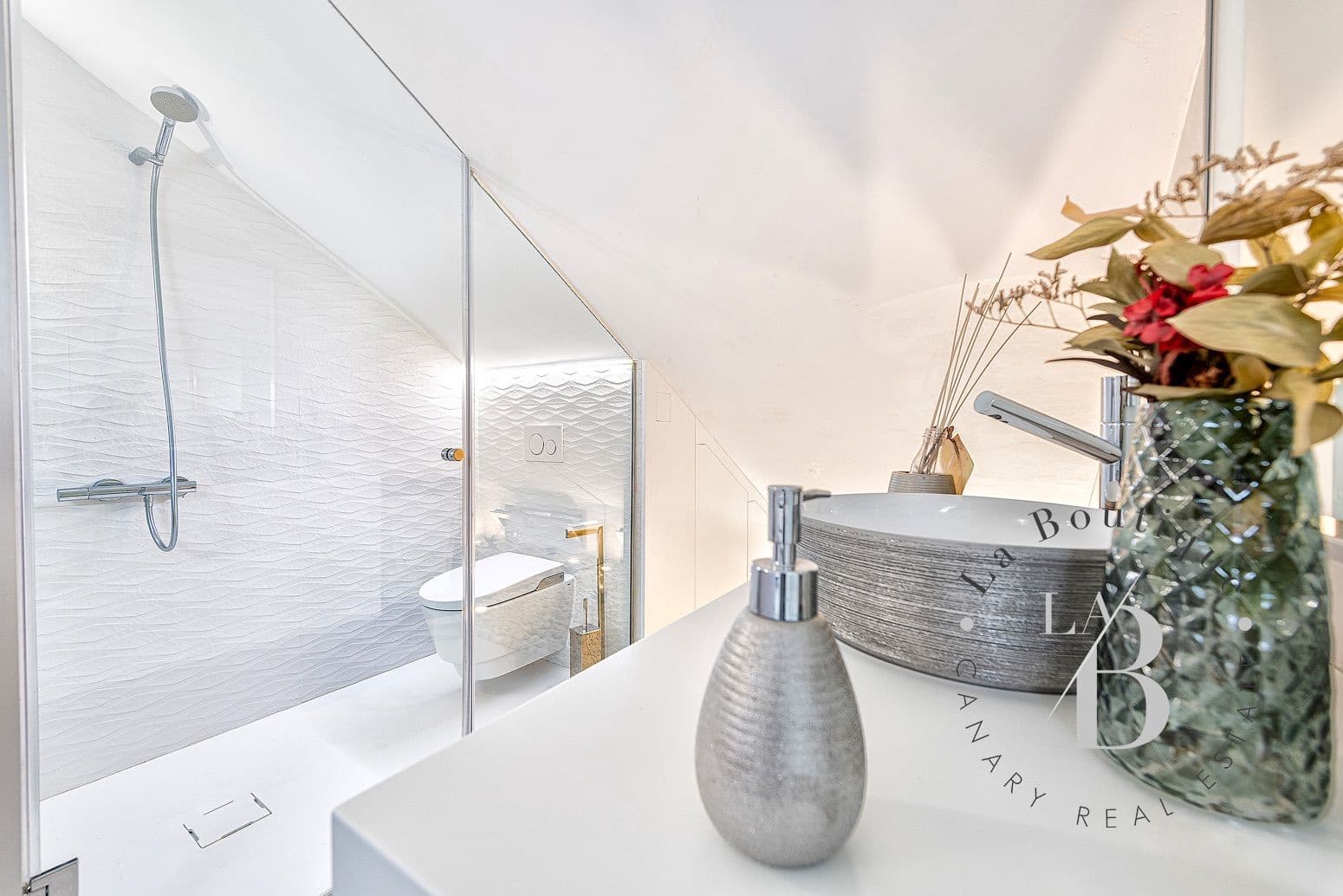 3 bedroom Bungalow for sale in Campo Internacional with pool garage - € 940,000 (Ref: 7739966)