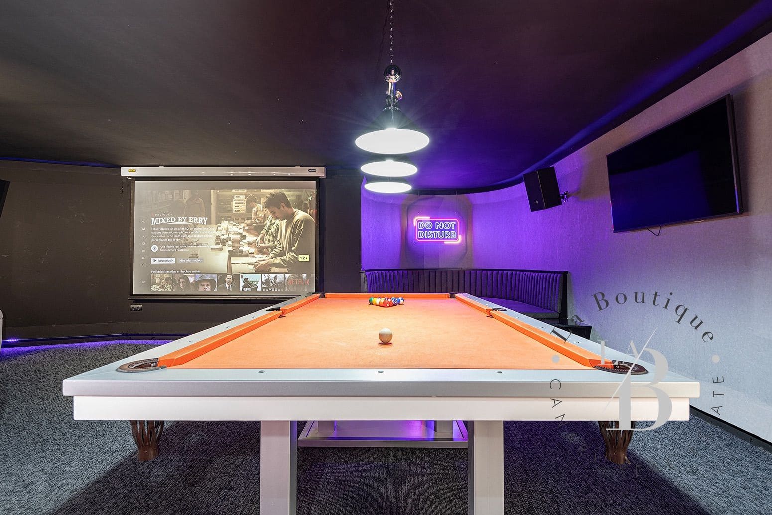 3 bedroom Bungalow for sale in Campo Internacional with pool garage - € 940,000 (Ref: 7739966)