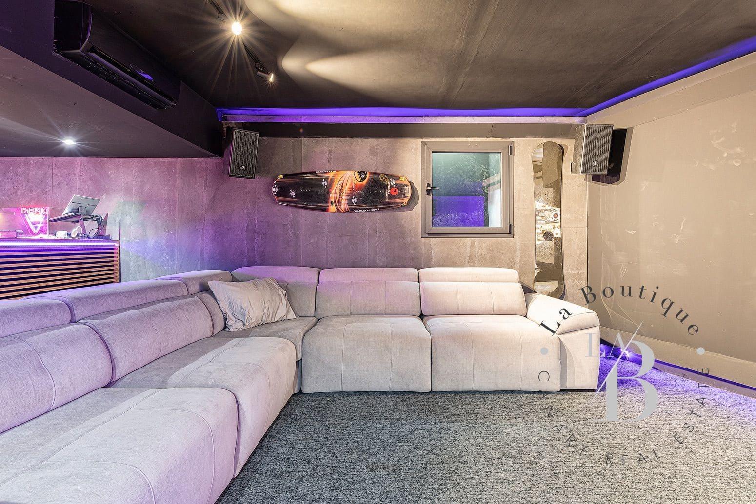 3 bedroom Bungalow for sale in Campo Internacional with pool garage - € 940,000 (Ref: 7739966)