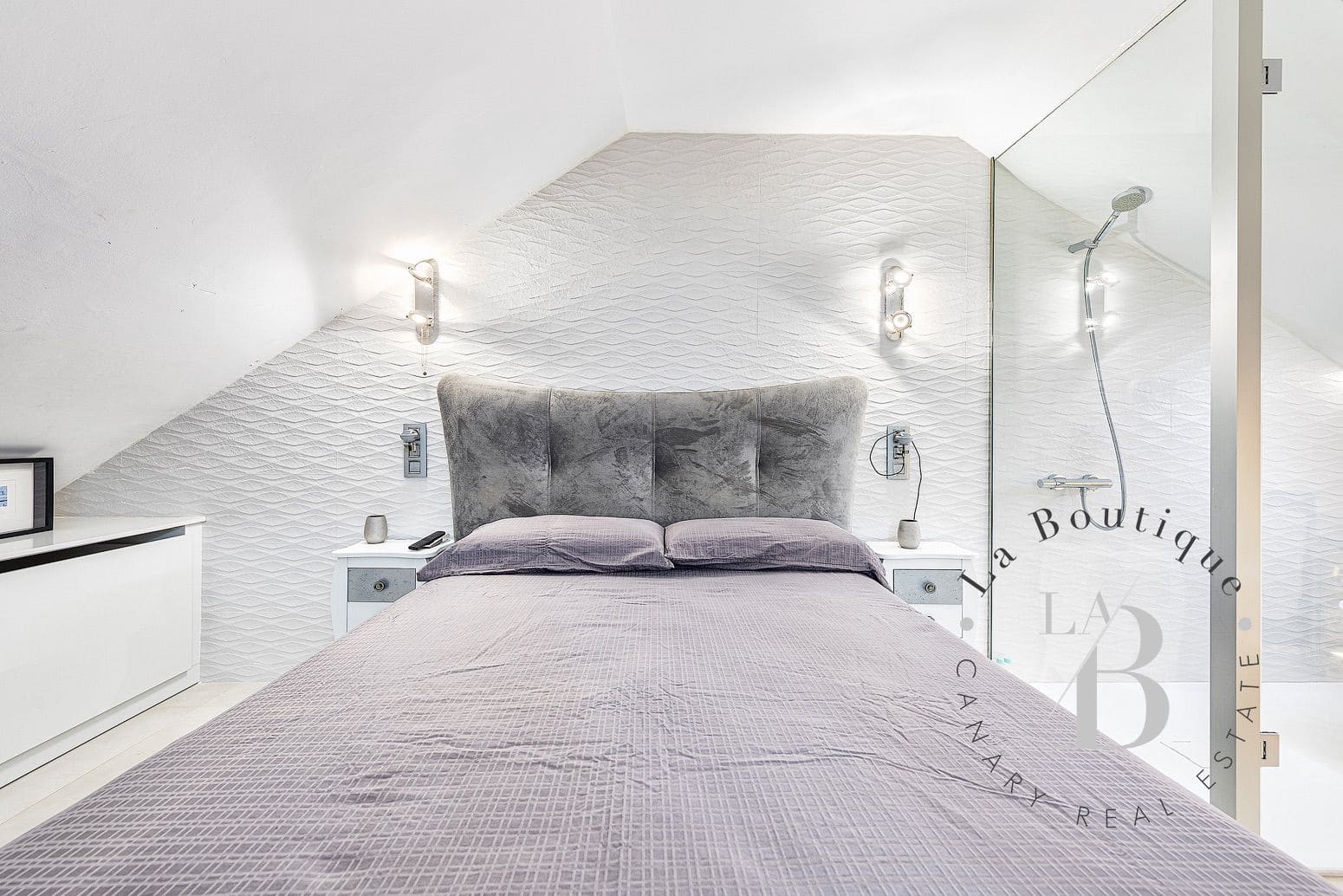 3 bedroom Bungalow for sale in Campo Internacional with pool garage - € 940,000 (Ref: 7739966)