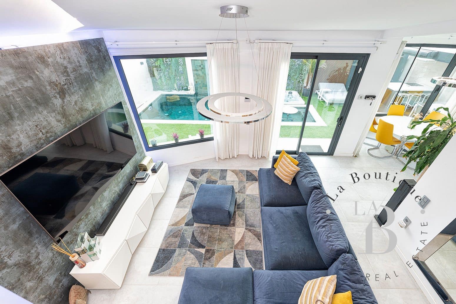 3 bedroom Bungalow for sale in Campo Internacional with pool garage - € 940,000 (Ref: 7739966)