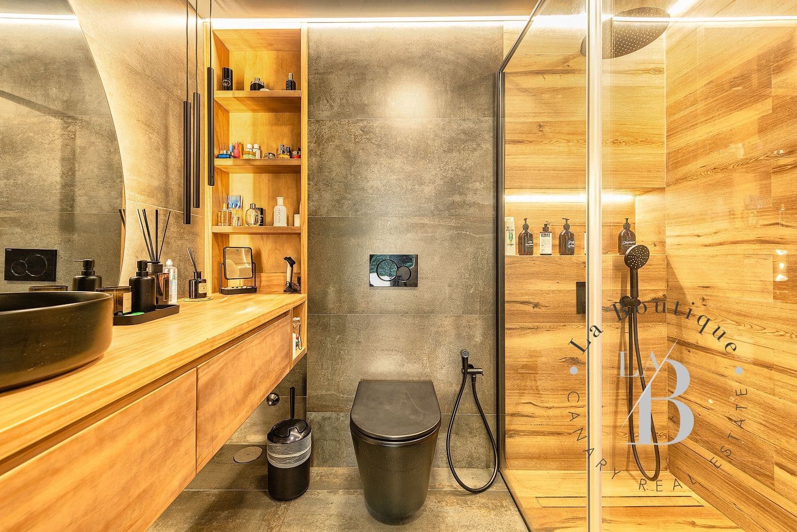 3 bedroom Bungalow for sale in Campo Internacional with pool garage - € 940,000 (Ref: 7739966)