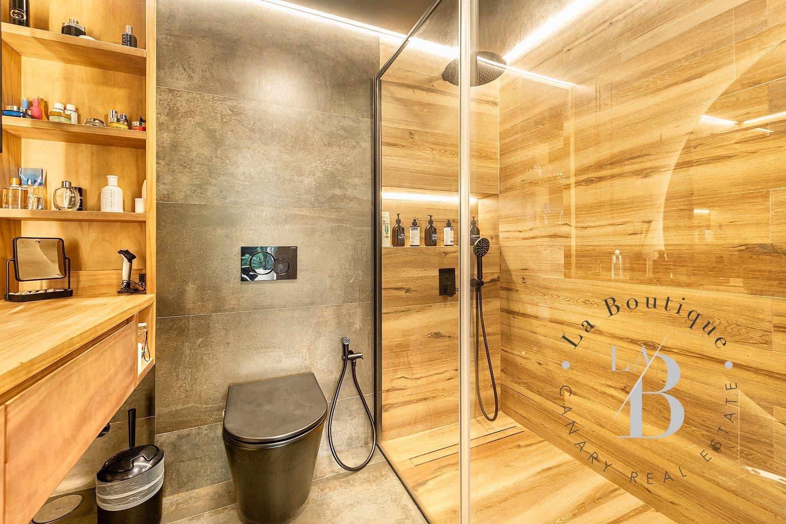 3 bedroom Bungalow for sale in Campo Internacional with pool garage - € 940,000 (Ref: 7739966)