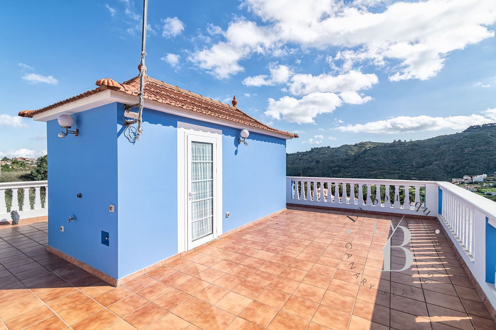 4 soveværelse Villa til salg i Teror med garage - € 550.000 (Ref: 7953752)