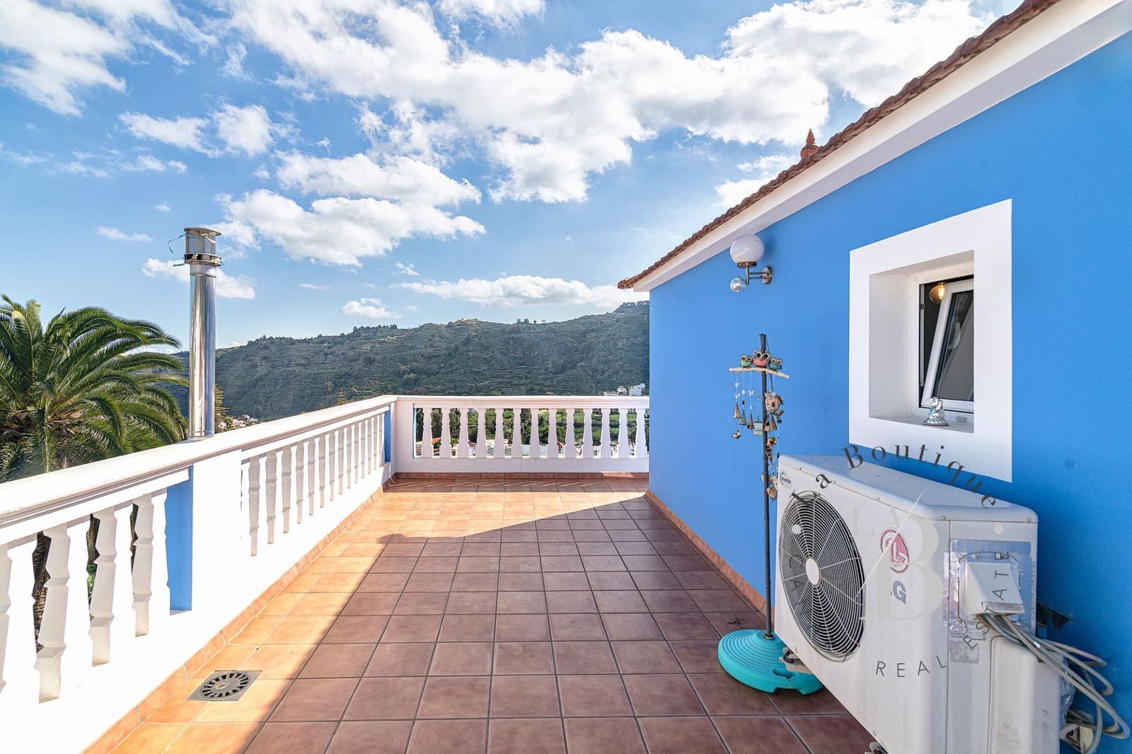 4 soveværelse Villa til salg i Teror med garage - € 550.000 (Ref: 7953752)